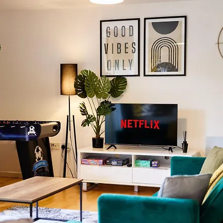 Luxury Centre Flat With Free Parking Appartement