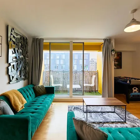 דירה Luxury Centre Flat With Free Parking